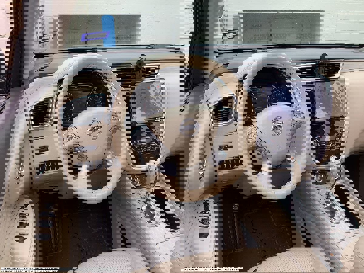 Used 2016 Nissan Murano SL w/ SL Technology Package image 10