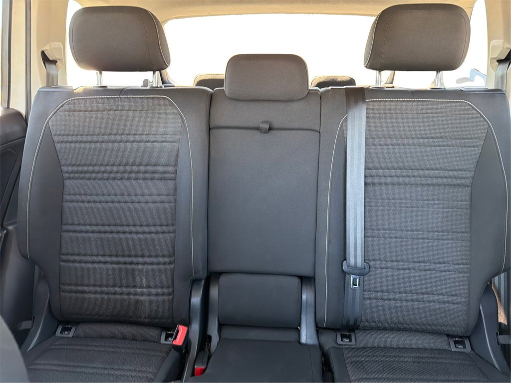 Used 2022 Volkswagen Tiguan S image 15