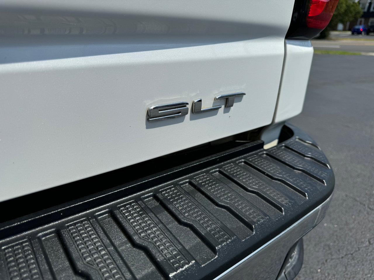 Used 2019 GMC Sierra 1500 SLT w/ SLT Premium Plus Package image 9