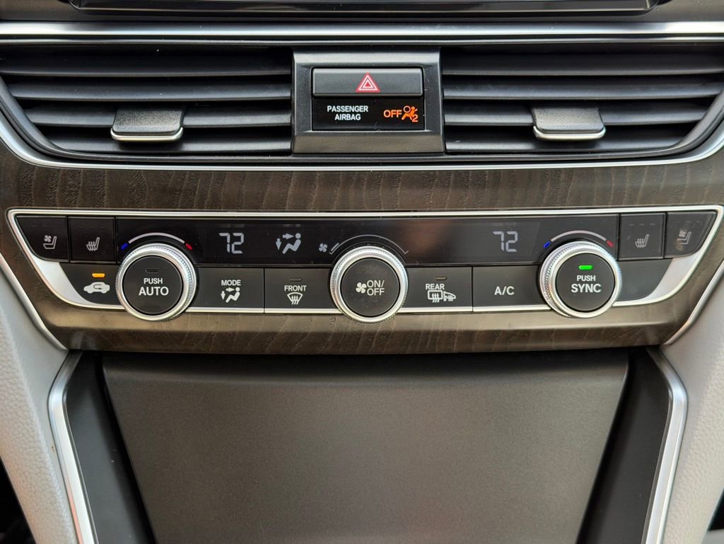 Used 2019 Honda Accord Touring image 16