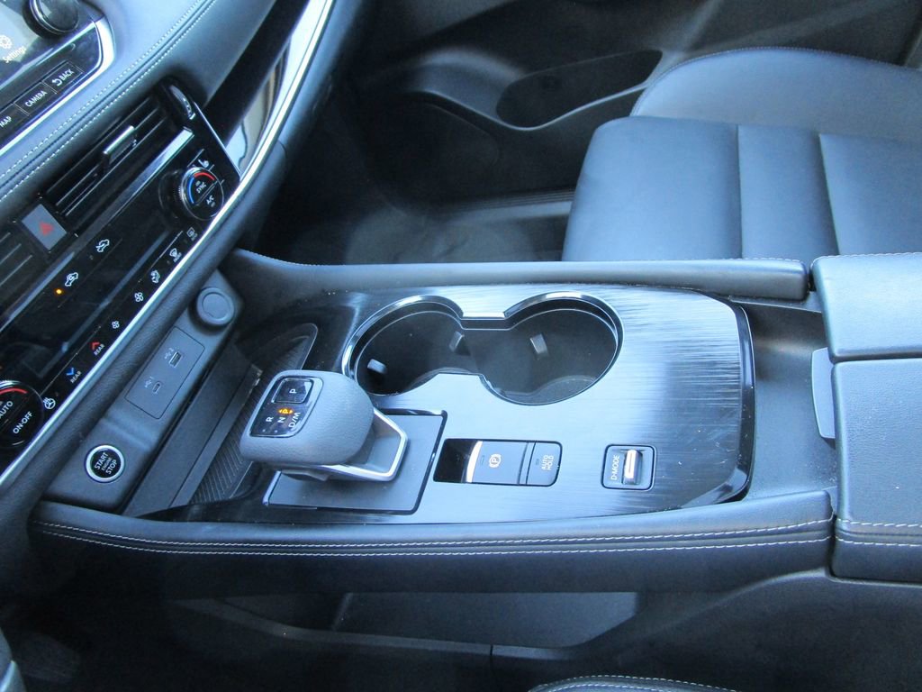 Used 2023 Nissan Rogue SL w/ SL Premium Package FWD image 35