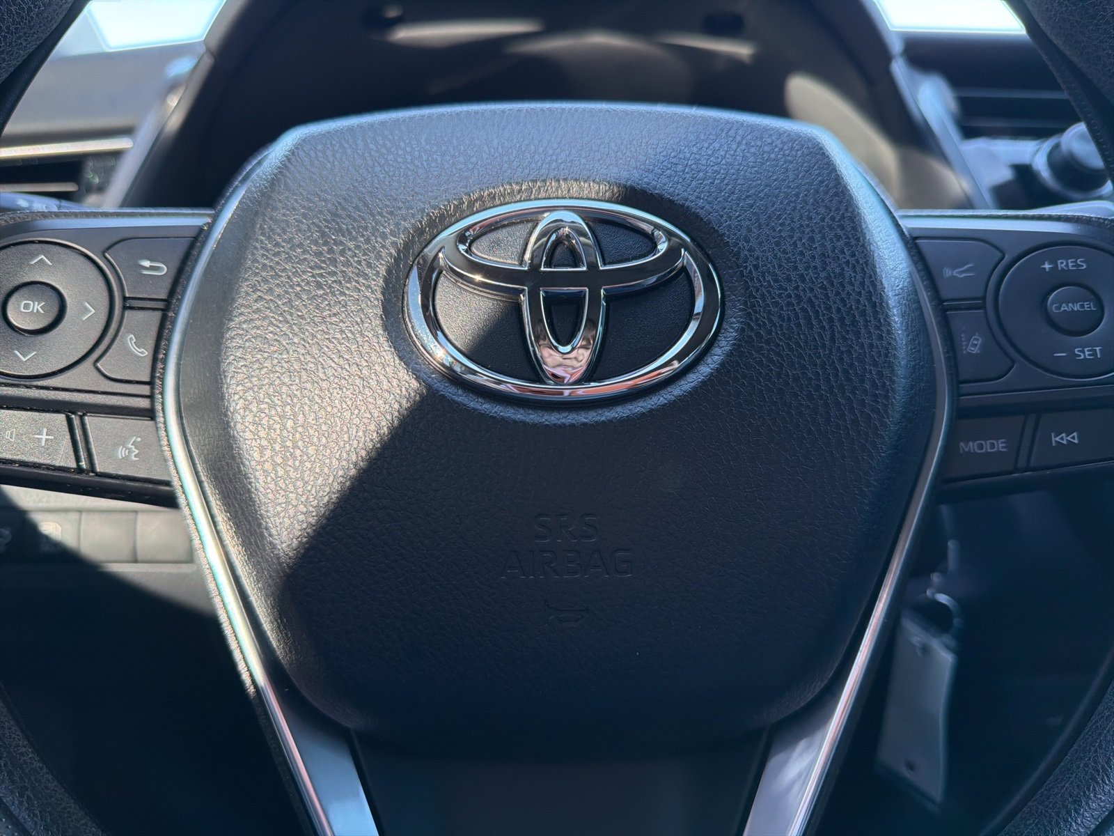 Used 2020 Toyota Camry LE image 53