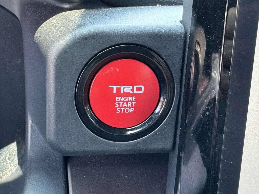Used 2024 Toyota Tacoma TRD Off-Road w/ TRD Off Road Premium Package AWD/4WD image 9