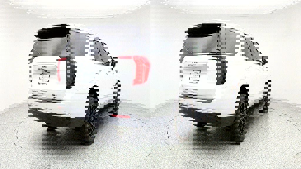 Used 2023 GMC Yukon SLT image 5