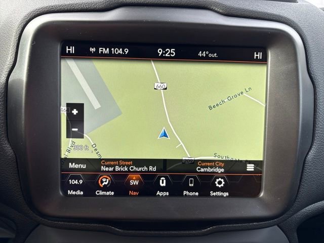 Used 2023 Jeep Renegade Latitude AWD/4WD image 16