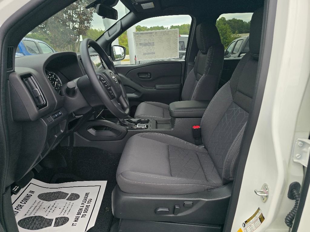 New 2026 Nissan Frontier SV w/ Tow Package image 9