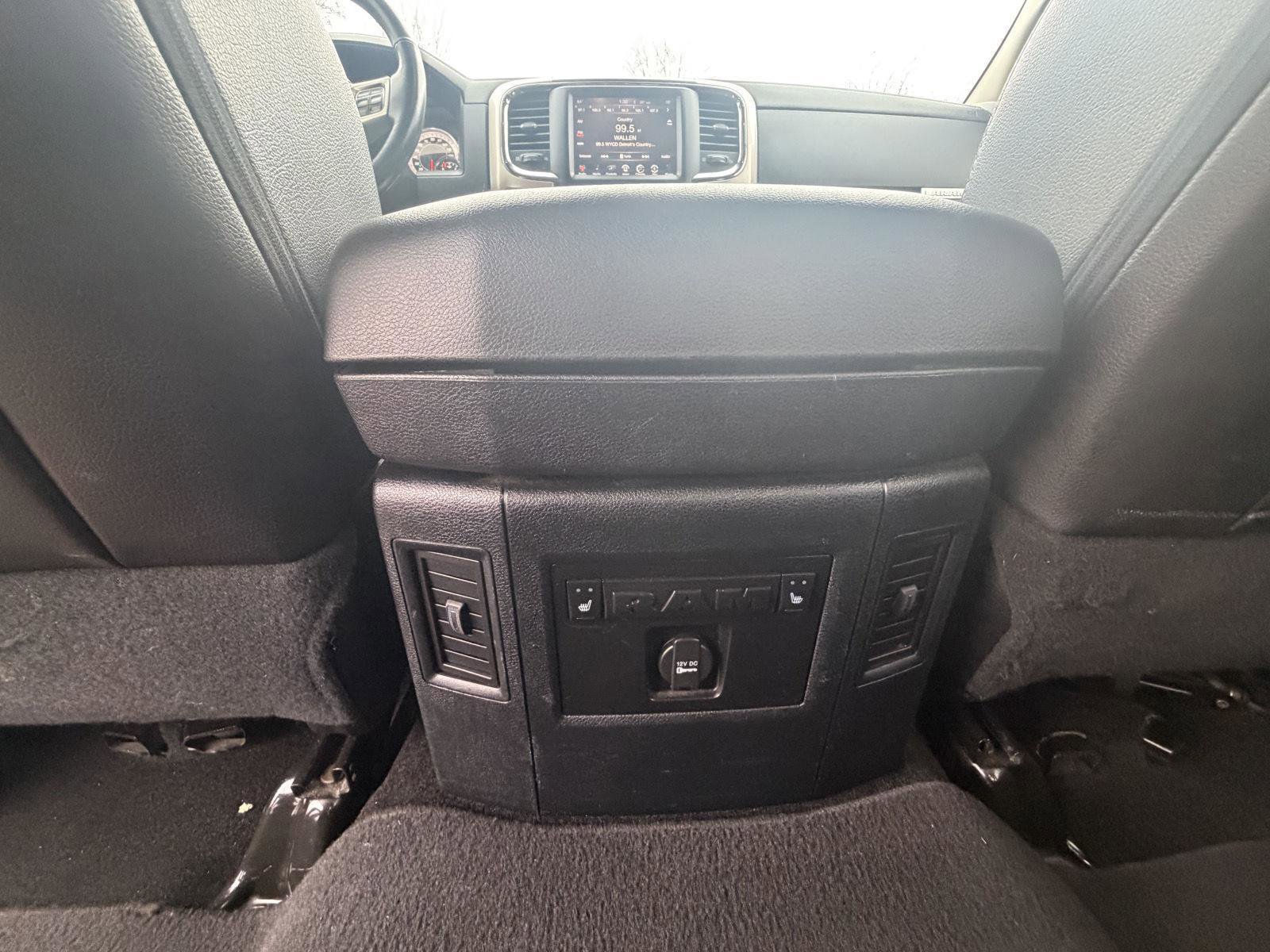 Used 2016 RAM 1500 Laramie w/ Convenience Group image 24