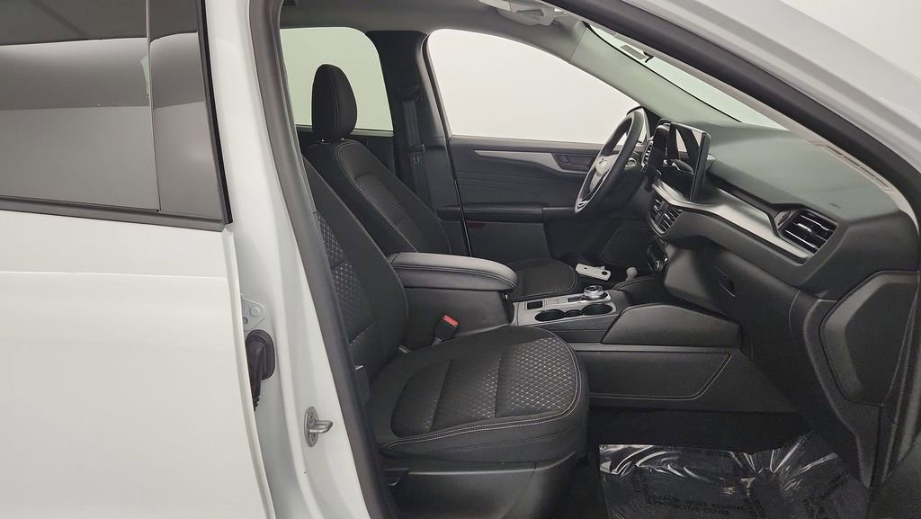 Used 2023 Ford Escape Active w/ Tech Pack #1 image 30