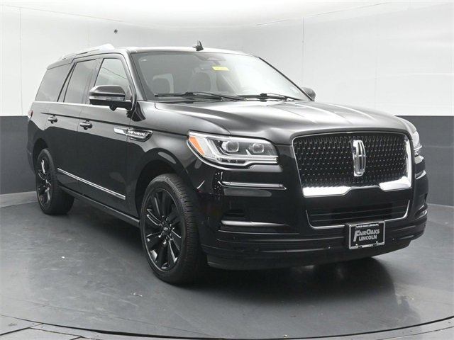 Certified 2023 Lincoln Navigator Reserve w/ Equipment Group 201A