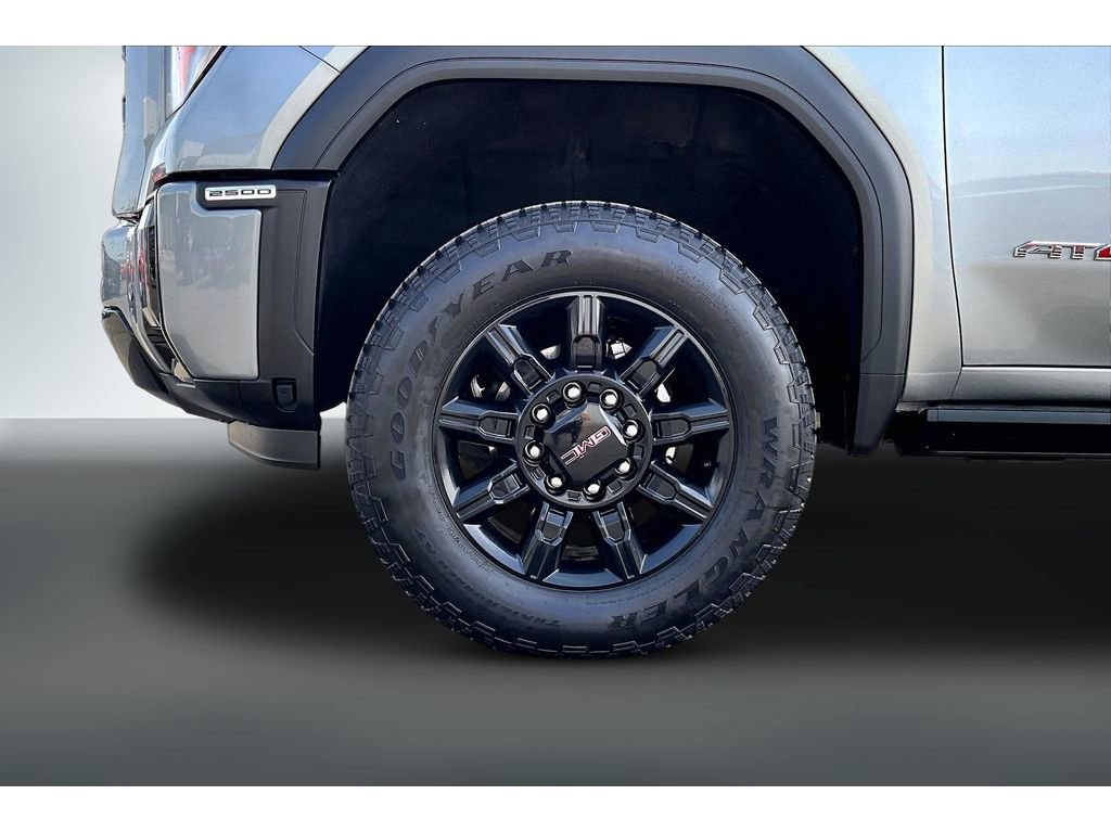 Used 2024 GMC Sierra 2500 AT4 w/ Max Trailering Package AWD/4WD image 29