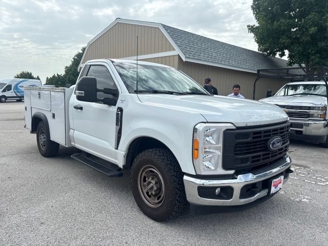 Used 2023 Ford F250 XL w/ XL Driver Assist Package RWD image 3