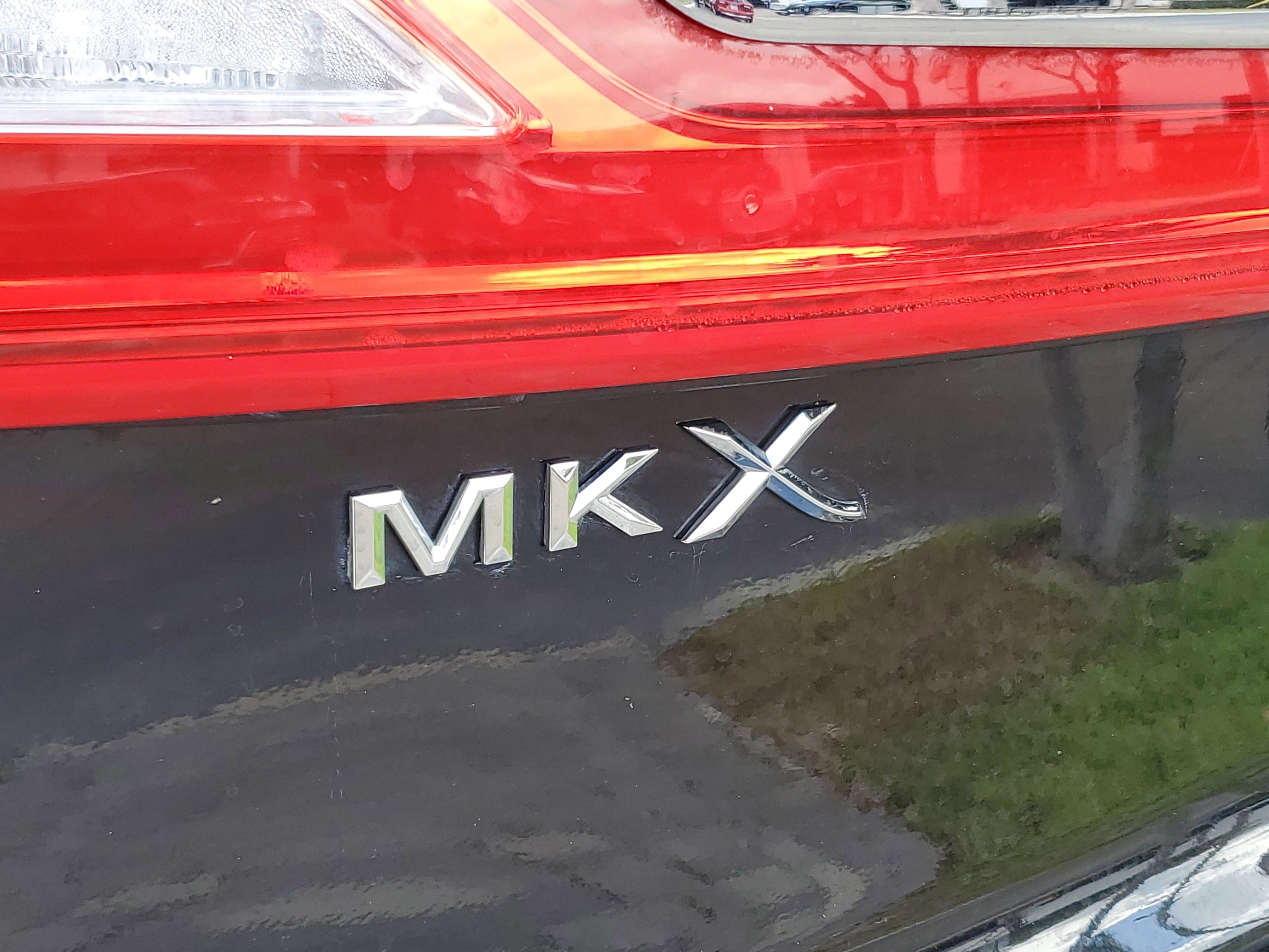 Used 2018 Lincoln MKX Reserve image 8