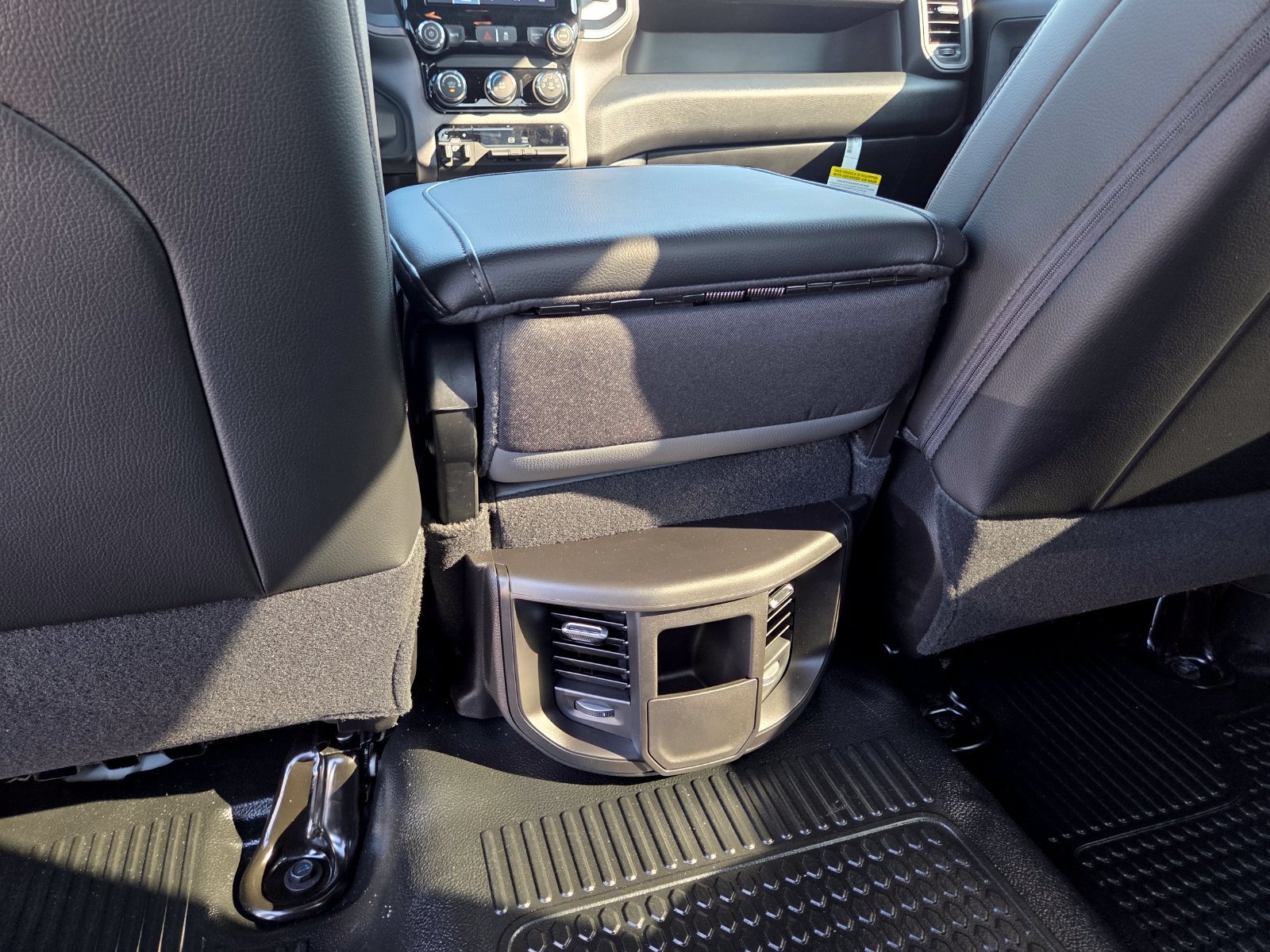 New 2026 RAM 3500 Tradesman w/ Chrome Appearance Group A AWD/4WD image 25