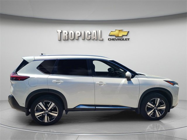 Used 2021 Nissan Rogue Platinum image 6