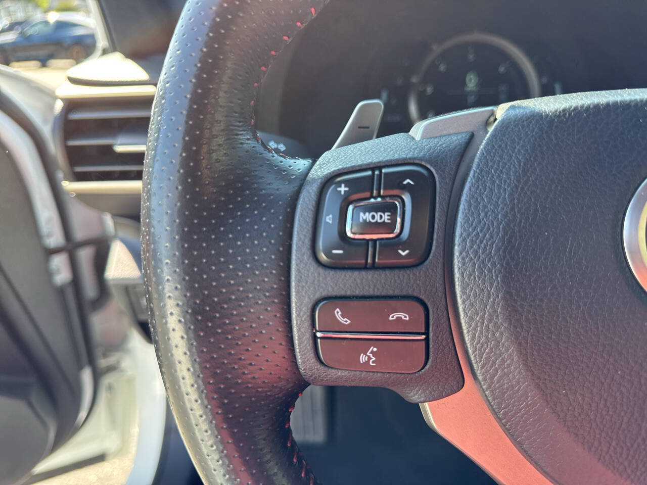 Used 2019 Lexus IS 350 F Sport w/ F Sport Package RWD image 18