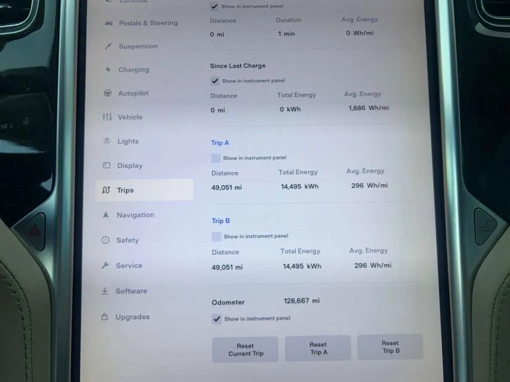 Used 2014 Tesla Model S 85 image 14