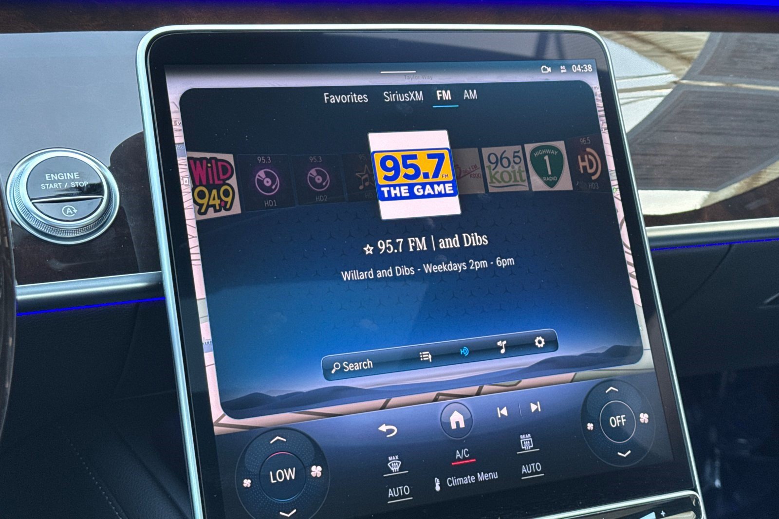 Used 2024 Mercedes-Benz S 580 4MATIC Sedan image 24
