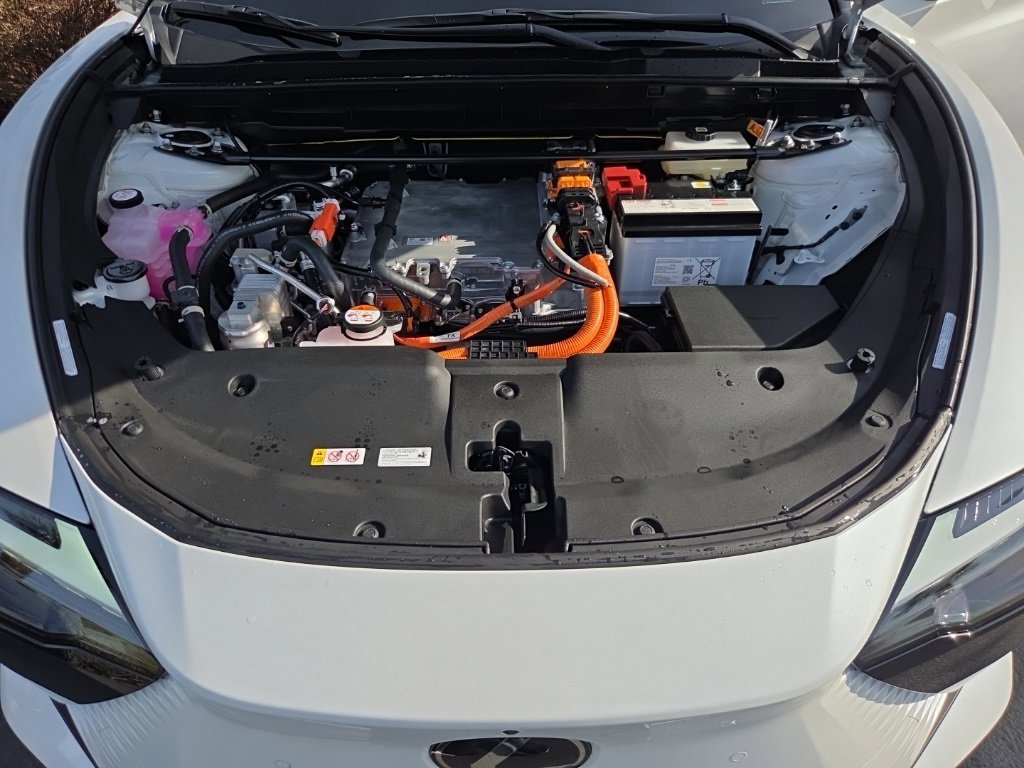 New 2026 Lexus RZ 450e AWD image 29