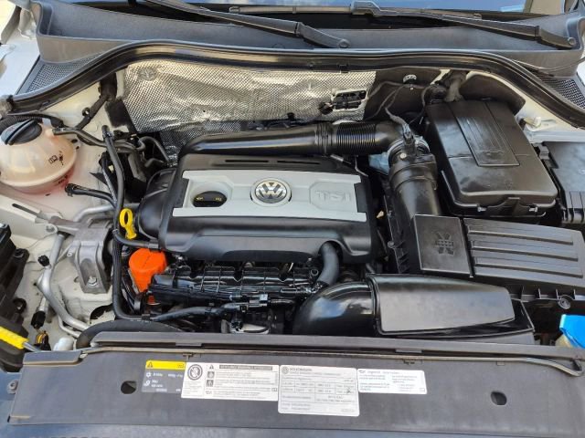 Used 2017 Volkswagen Tiguan Sport image 35