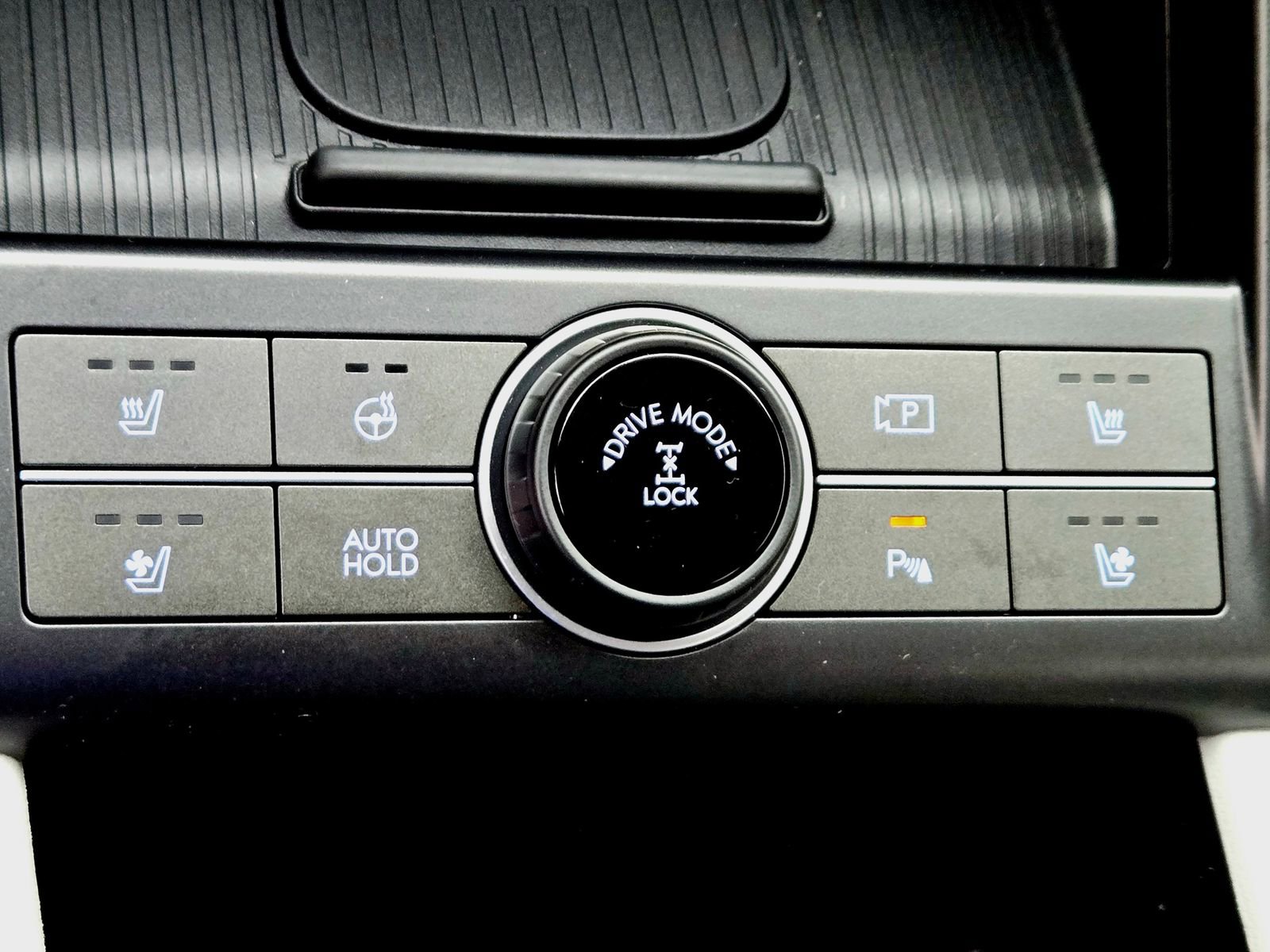 Certified 2024 Hyundai Kona Limited AWD/4WD image 20