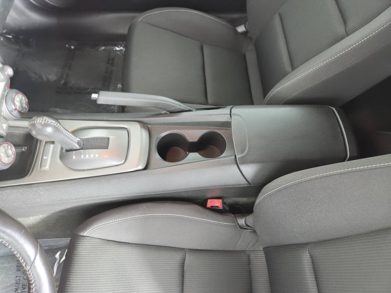 Used 2015 Chevrolet Camaro LT RWD image 17