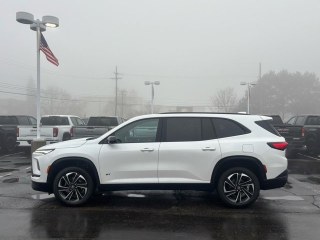 Used 2025 Buick Enclave Sport Touring w/ Power Package image 8