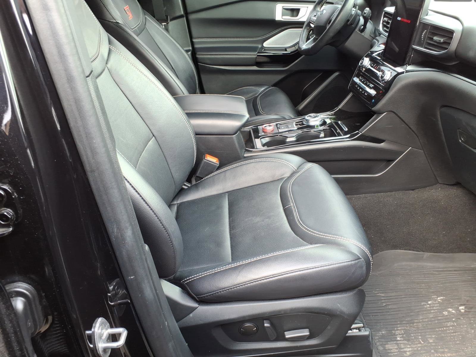 Used 2023 Ford Explorer ST w/ Equipment Group 401A image 7
