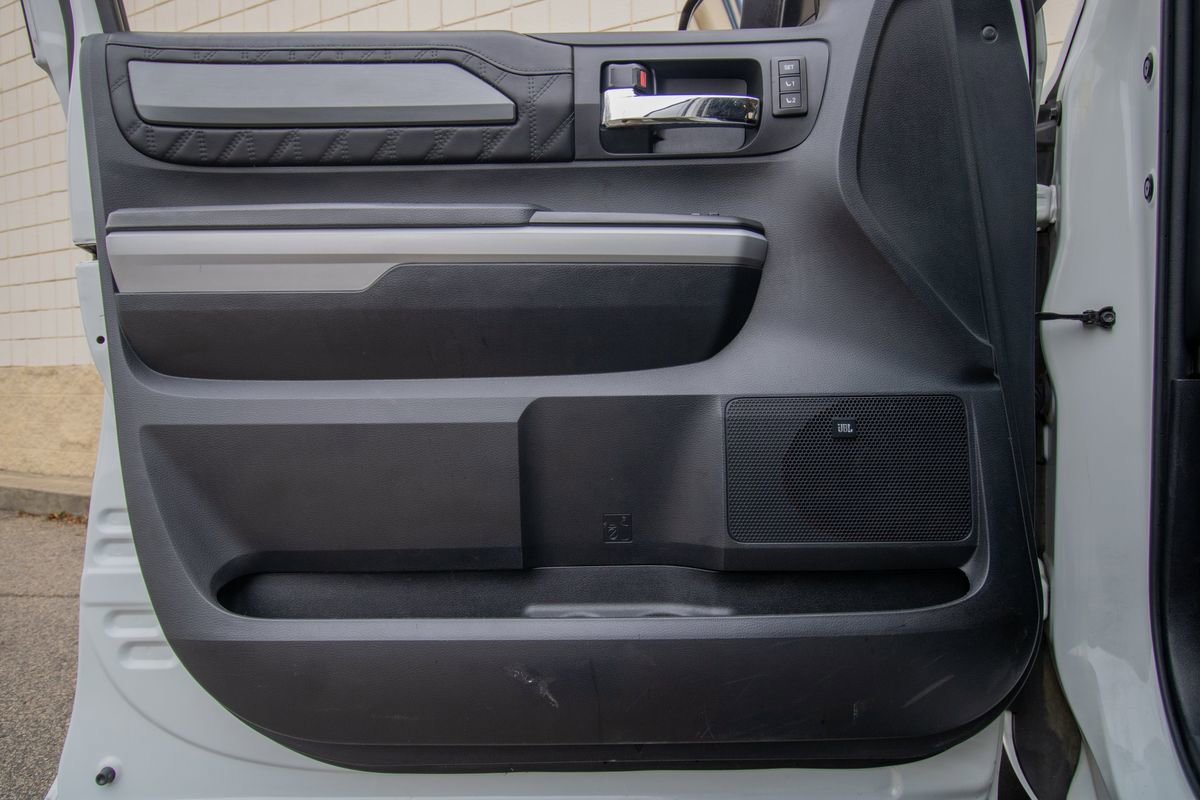 Used 2018 Toyota Tundra Platinum image 10