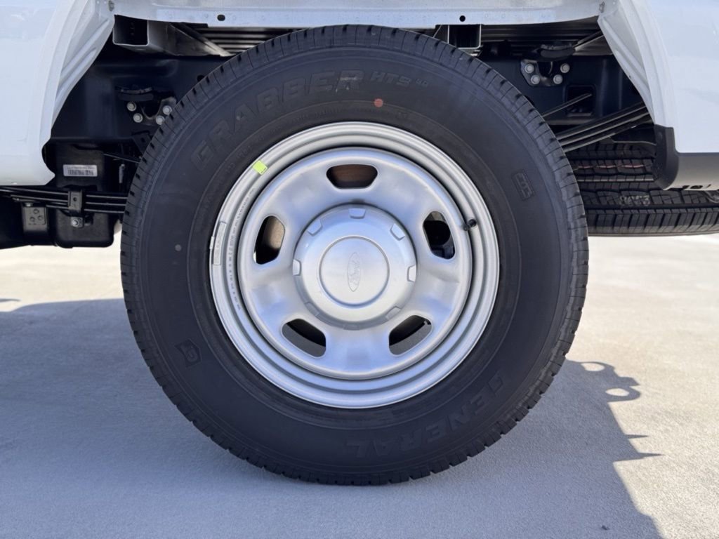 Used 2025 Ford F350 XL w/ XL Chrome Package RWD image 13