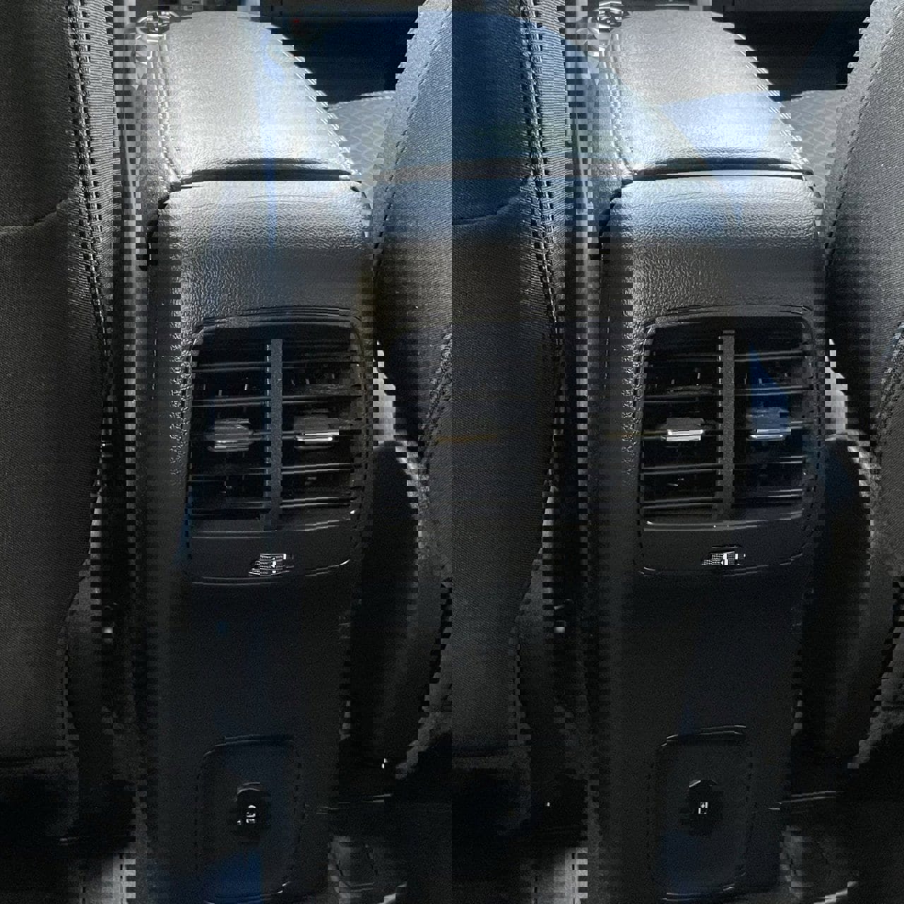 Used 2025 Ford Escape Active image 25