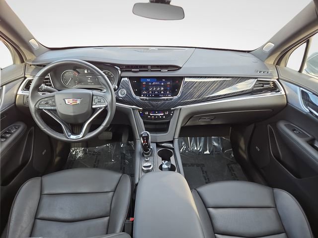 Used 2024 Cadillac XT6 Premium Luxury AWD/4WD image 9