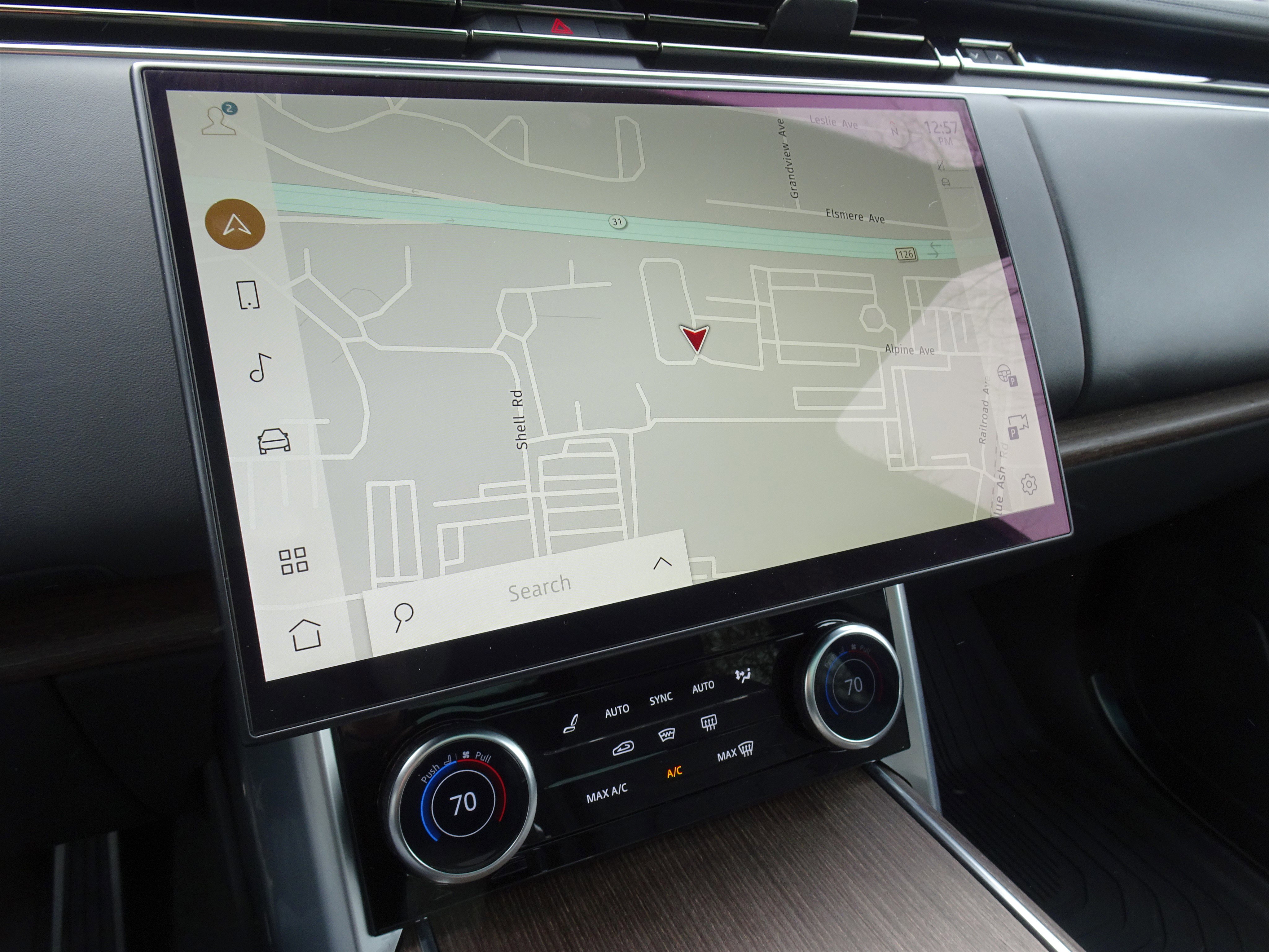 Certified 2023 Land Rover Range Rover SE image 3