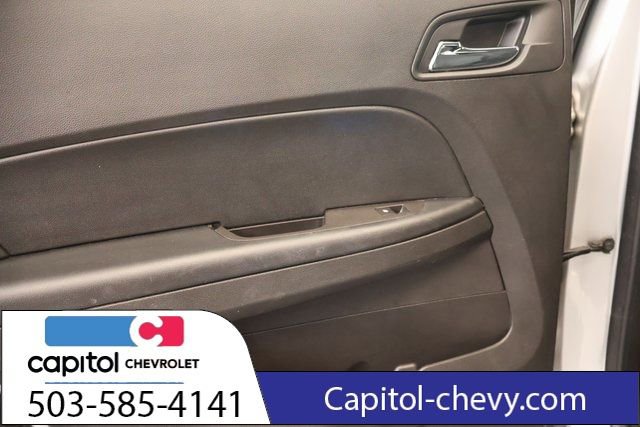Used 2017 Chevrolet Equinox LS image 26