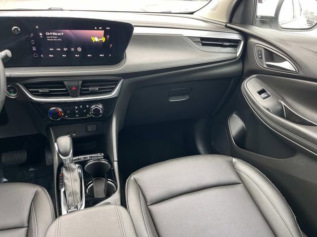 Used 2024 Buick Encore GX Sport Touring w/ Comfort Package image 40