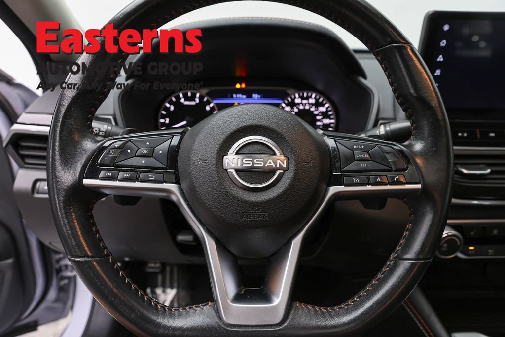 Used 2023 Nissan Altima 2.5 SR w/ SR Premium Package FWD image 10
