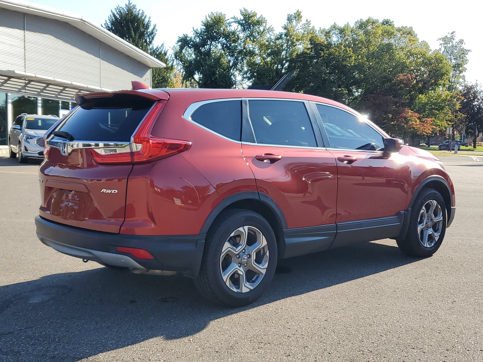Used 2017 Honda CR-V EX-L image 4