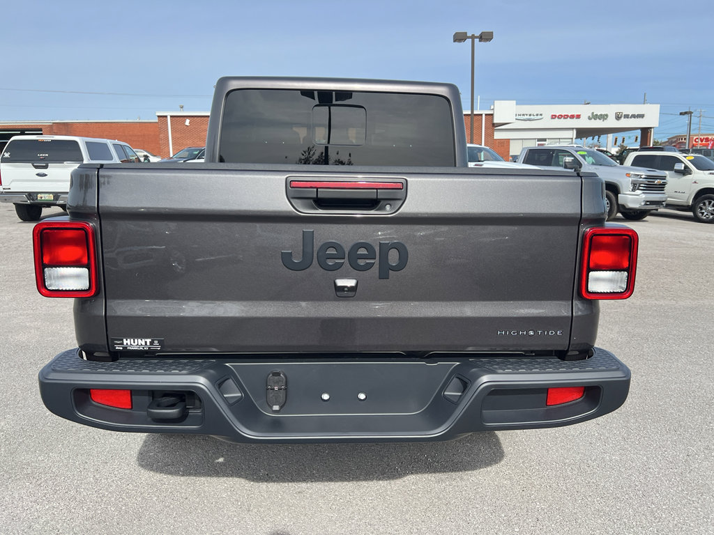 New 2025 Jeep Gladiator Sport image 6