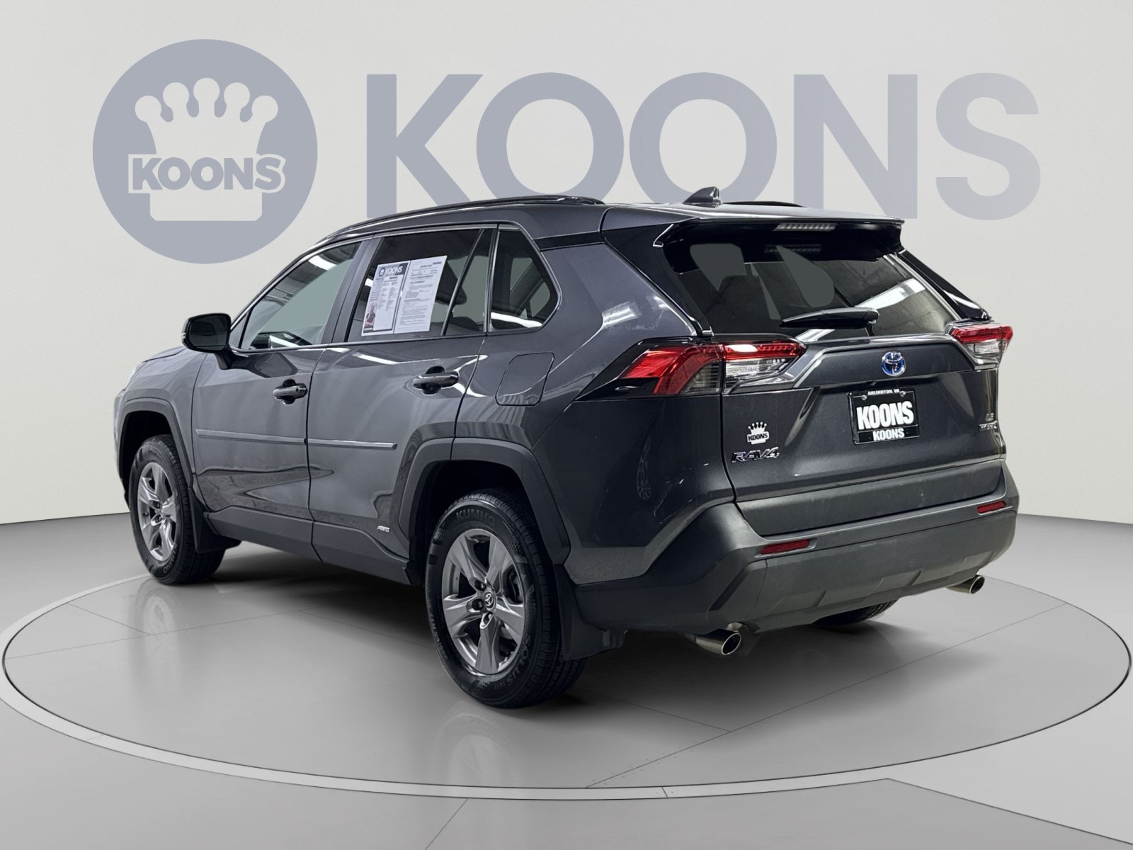 Used 2024 Toyota RAV4 LE AWD/4WD image 18