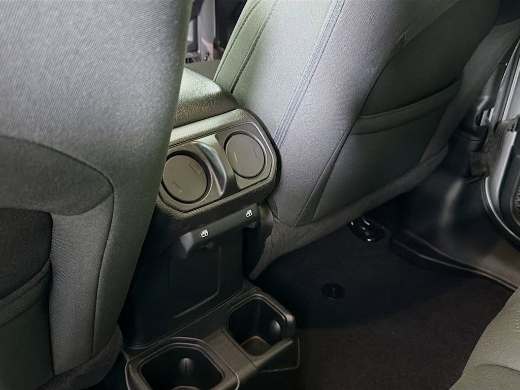 Used 2020 Jeep Wrangler Unlimited Sport S image 25