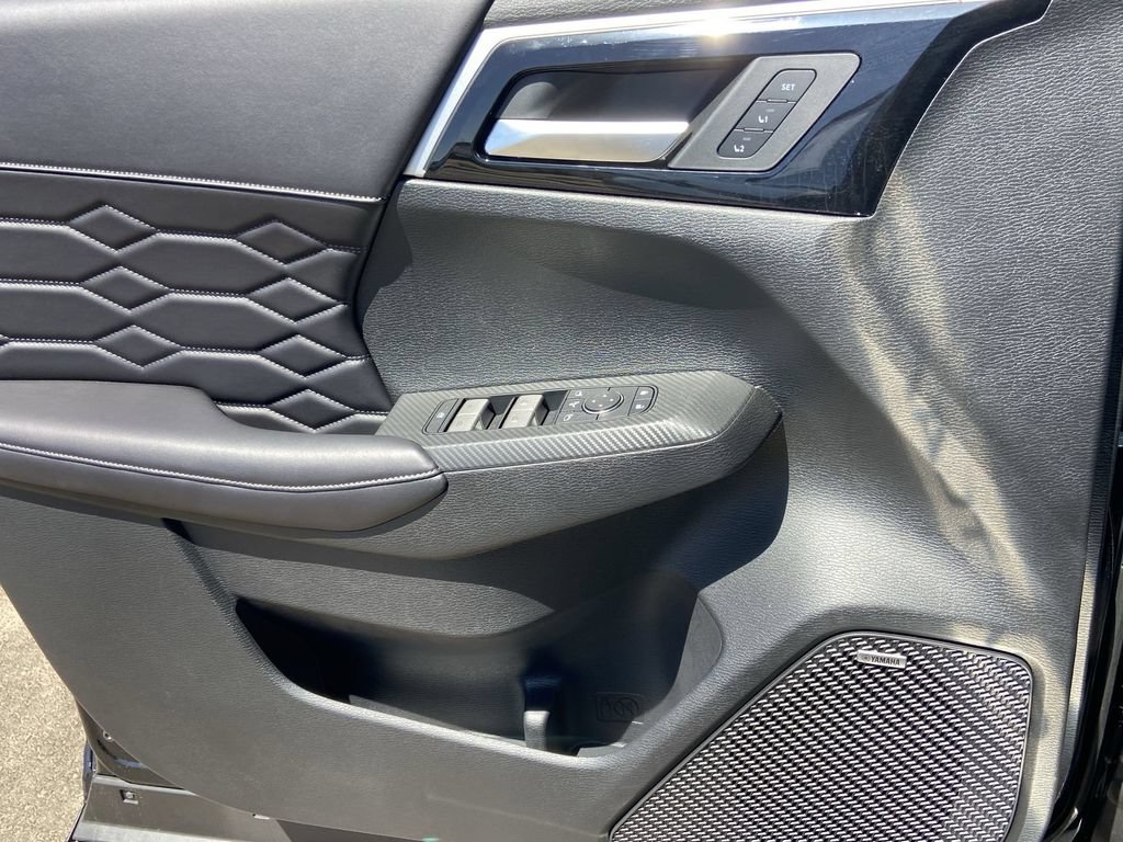 New 2026 Mitsubishi Outlander SEL FWD image 19