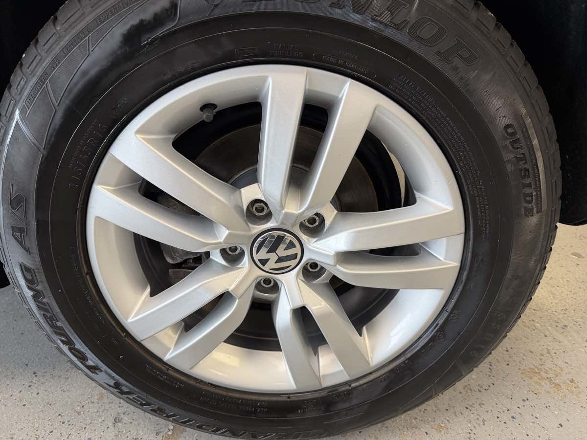Used 2016 Volkswagen Tiguan S FWD image 22