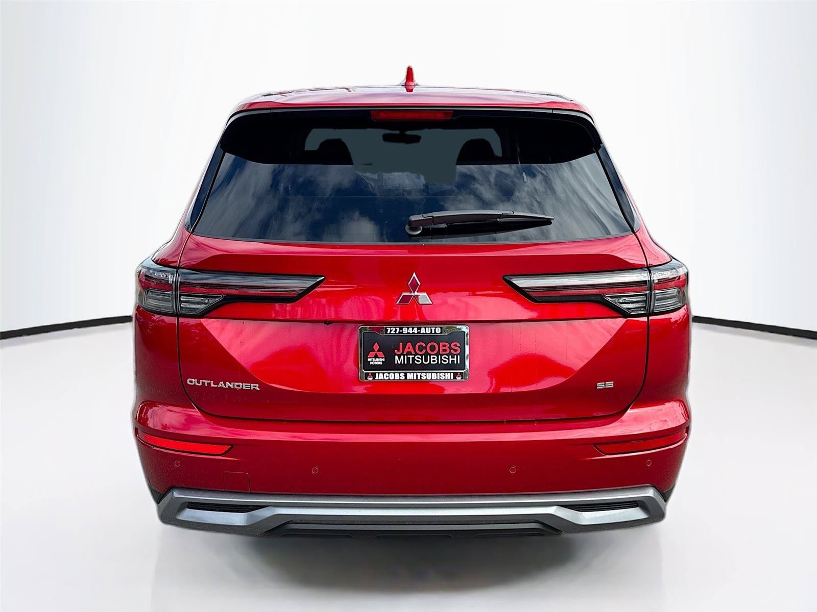 New 2026 Mitsubishi Outlander SE FWD image 6