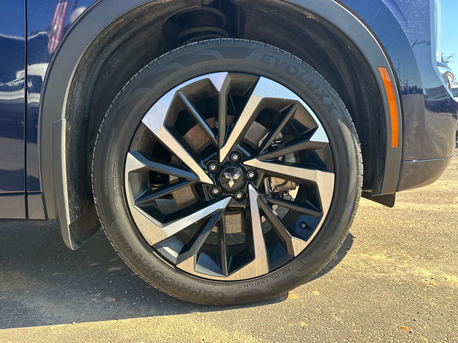 Used 2022 Mitsubishi Outlander SEL image 12