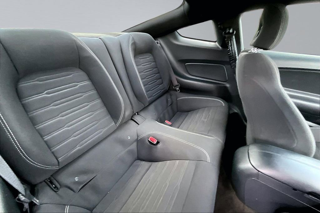 Used 2015 Ford Mustang GT RWD image 27