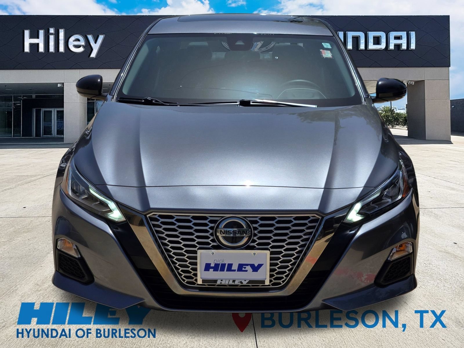Used 2022 Nissan Altima 2.0 SR FWD image 6