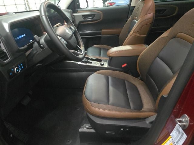 Used 2025 Ford Bronco Sport Outer Banks w/ Outer Banks Tech Package+ AWD/4WD image 16
