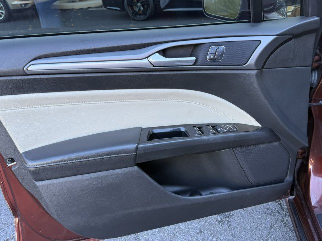 Used 2015 Ford Fusion Titanium AWD/4WD image 17