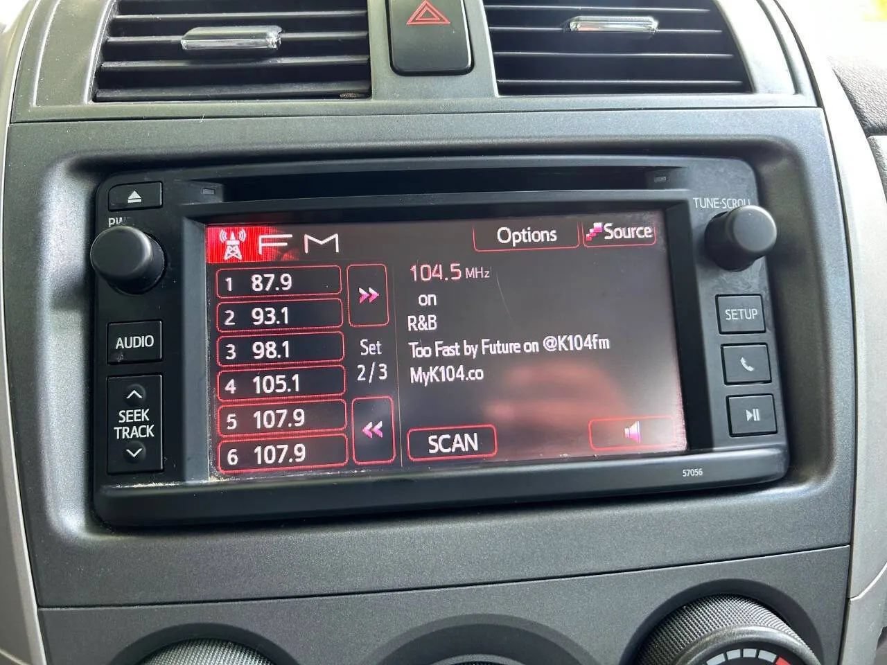 Used 2013 Toyota Corolla LE FWD image 20