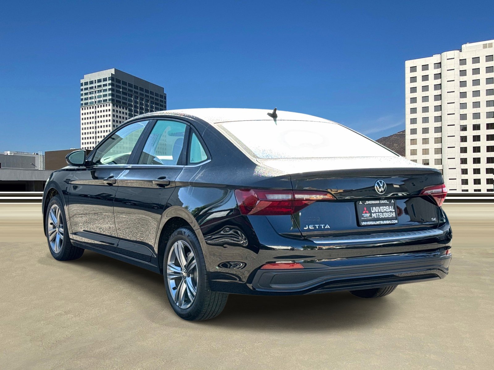 Used 2024 Volkswagen Jetta SE image 3