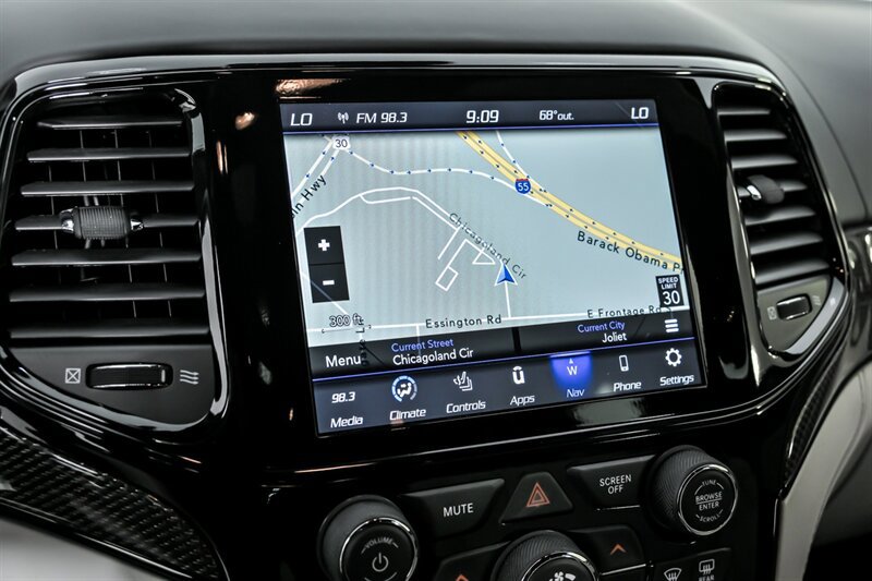Used 2021 Jeep Grand Cherokee Trackhawk AWD/4WD image 34